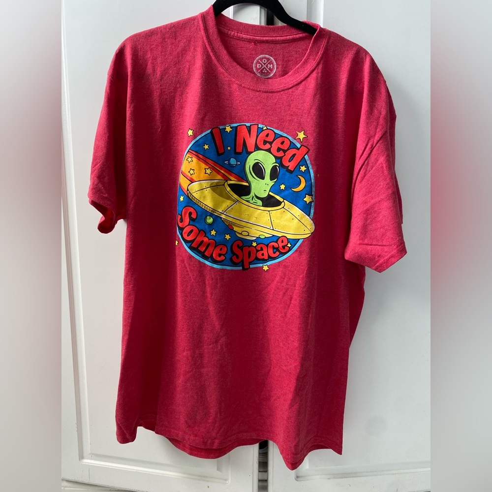 I NEED SPACE TEE